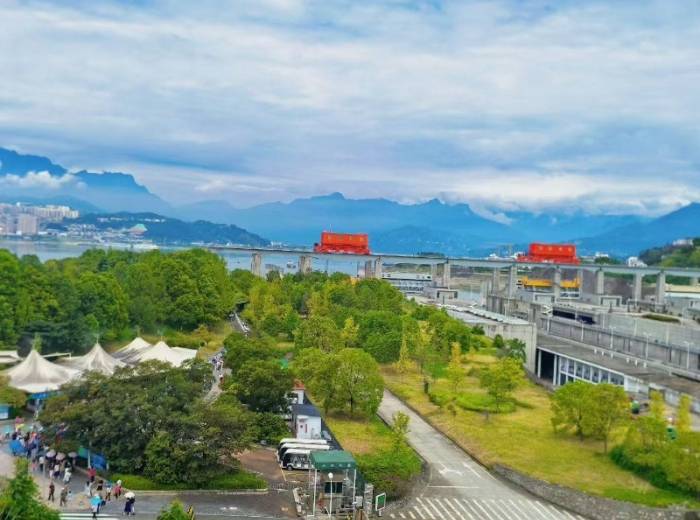 宜昌周边一日游，两坝一峡臻享全域游升级版VIP行程，优势有哪些？服务有哪些？接站说明图1