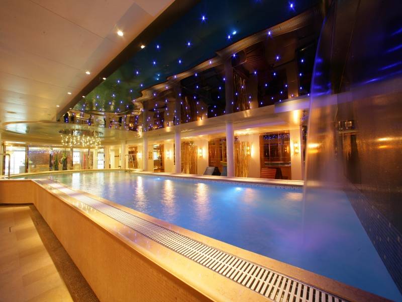 世纪神话游泳池_副本