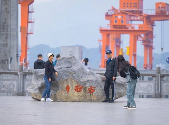 什么？宜昌有船坐电梯，宜昌周边一日游【三峡大坝+升船机】图4