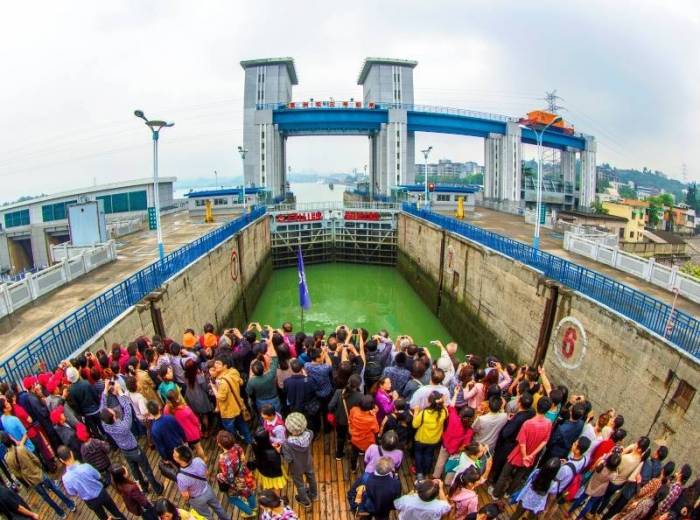 宜昌周边一日游有什么推荐，两坝一峡全域游预定电话18986789364图2