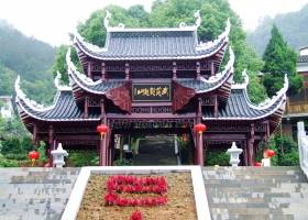 宜昌周边二日游 甄选（两坝一峡三峡人家+清江画廊二日游）优惠人群有哪些？费用包含有哪些？