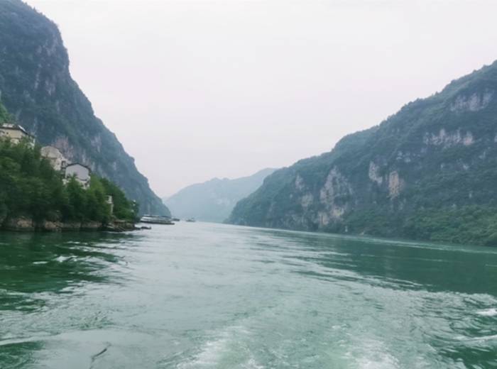 交运两坝一峡三峡人家+瀑布金狮洞二日游，556元一票畅玩（优惠政策+行程安排）图3