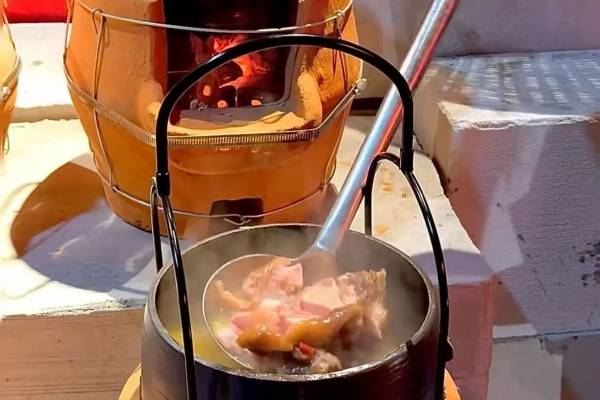 国庆来宜昌:秋季必吃的四大特色火锅推荐!