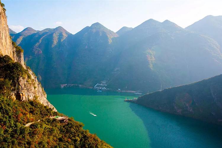 68ca79a3ly4g7seiqe5j3j20sy0ipgnx_副本