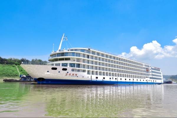 三峡游船世纪荣耀号基本介绍;世纪荣耀游轮核心介绍、宜昌重庆行程安排