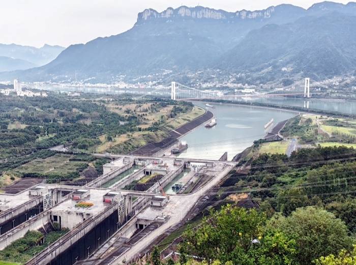 宜昌景点山水二日游 三峡大瀑布 三峡人家 三峡大坝全景组合二日游图5